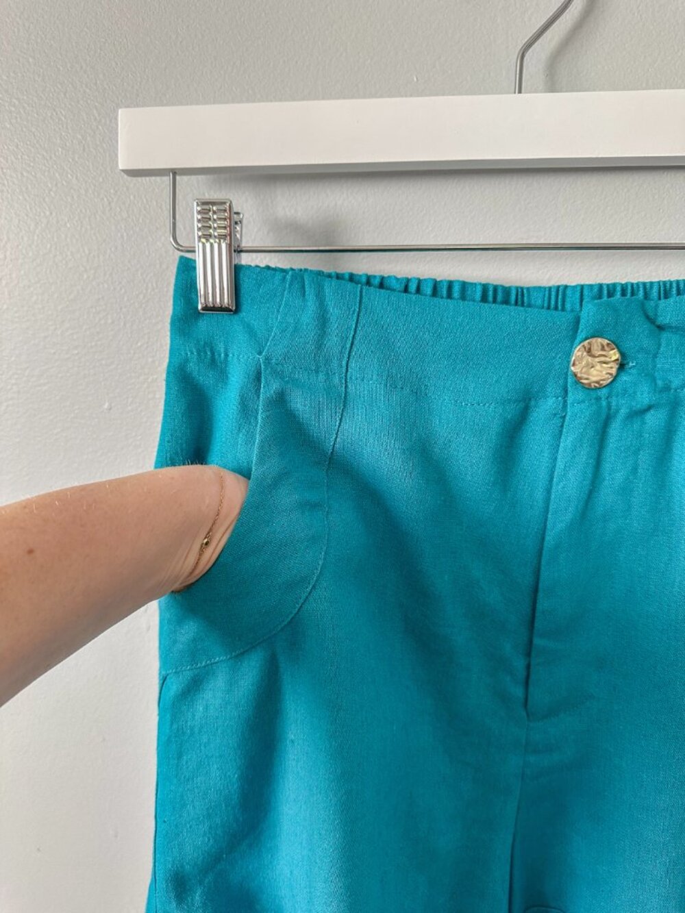 House of Harlow 1960 Teal Linen Blend Shorts - Picture 5 of 8